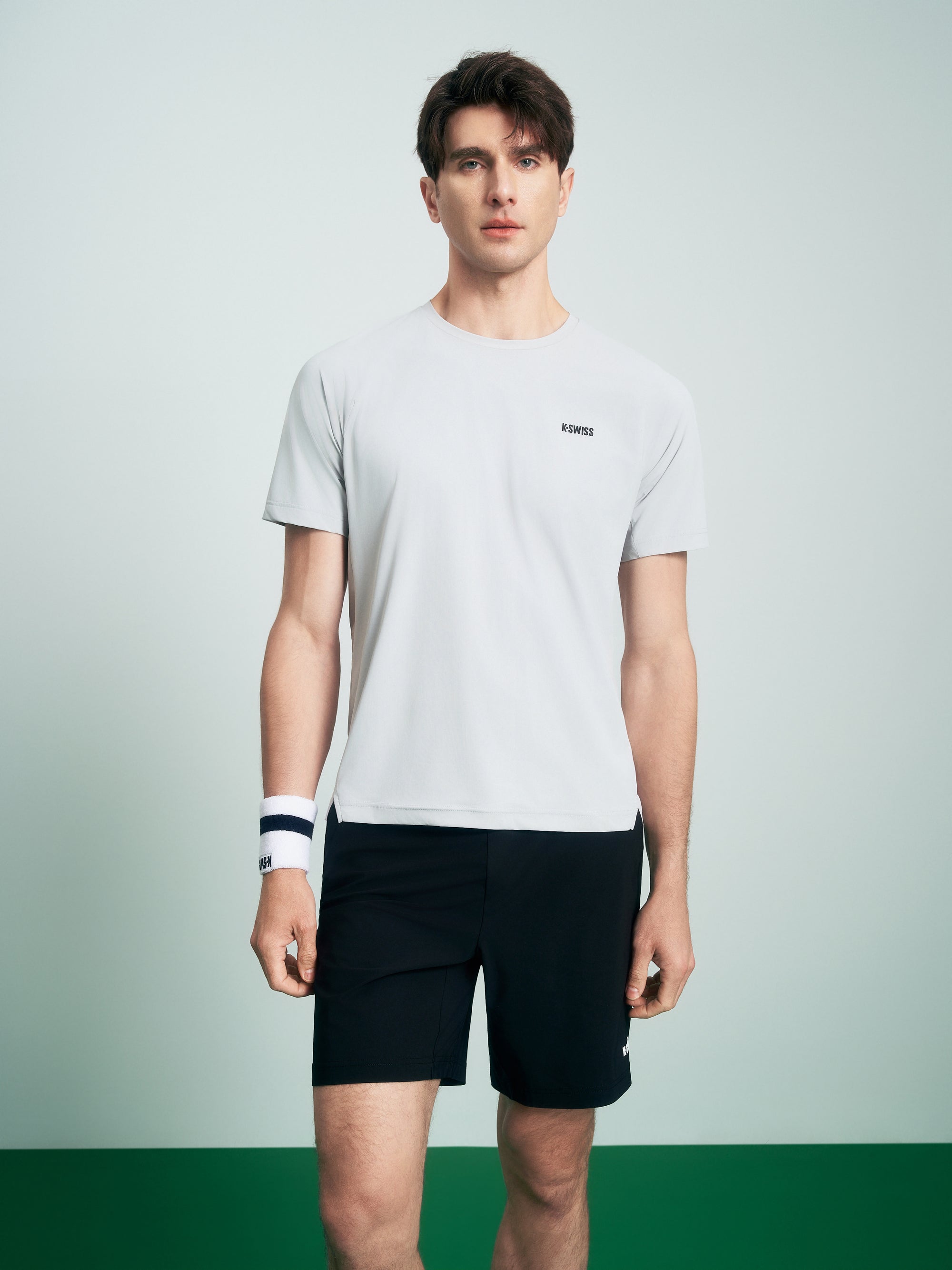 SHORT SLEEVE T-SHIRT